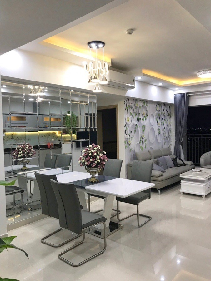 Bán căn hộ 3 Phòng ngủ -2 WC The Sun Avenue Giá 7 Tỷ Bao Thuế Phí Triệu Diện Tích 105m2