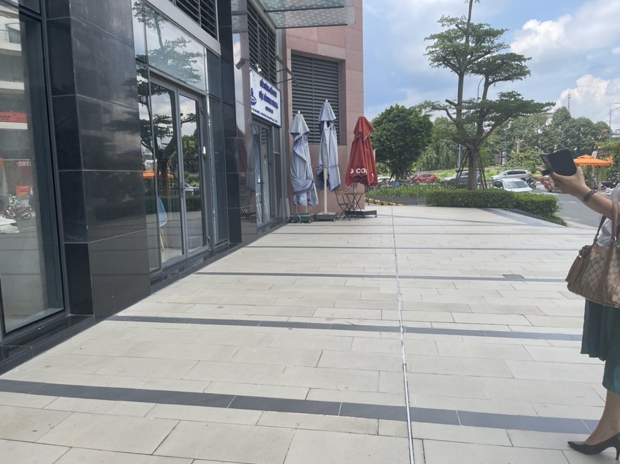 Cho Thuê Shophouse The Sun Avenue giá Chỉ 15 Triệu - 45m2 Hoàn thiện cơ bản