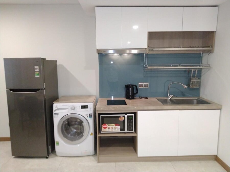 Cho thuê căn hộ 1 Phòng ngủ Đầy đủ nội thất - Khu căn hộ dịch vụ cách The Sun Avenue 2 phút đi bộ