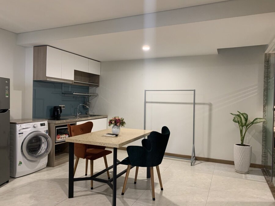 Cho thuê căn hộ 1 Phòng ngủ Đầy đủ nội thất - Khu căn hộ dịch vụ cách The Sun Avenue 2 phút đi bộ