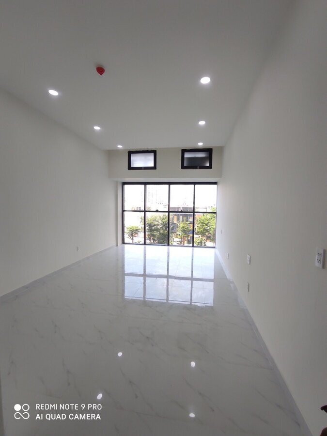 Cho Thuê Officetel The Sun Avenue Giá 9 Triệu Nội Thất Cơ Bản, có bếp - Diện tích 37m2