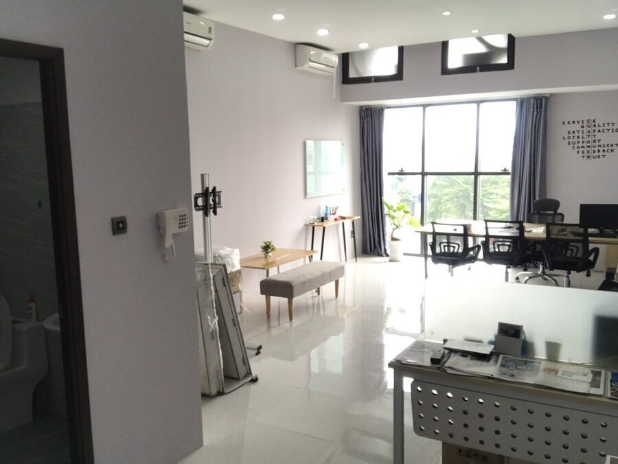 Văn Phòng The Sun Avenue Cho Thuê 12 Triệu/ Tháng Có Sẵn Bàn Ghế Làm Việc