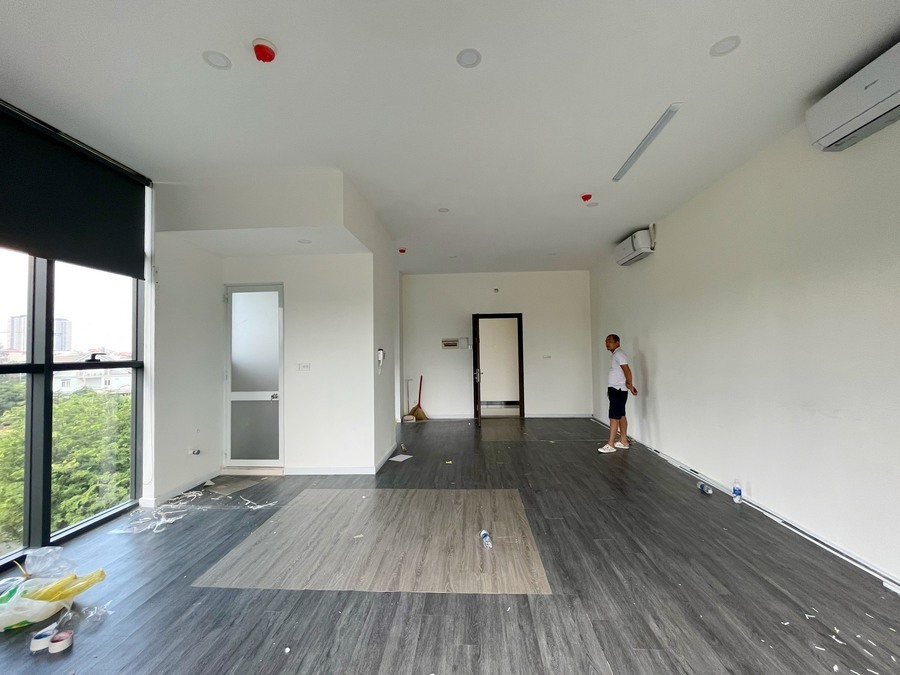 Chuyển Nhượng Văn Phòng The Sun Avenue 4,2 Tỷ 51m2 Nội Thất Cơ Bản View đẹp