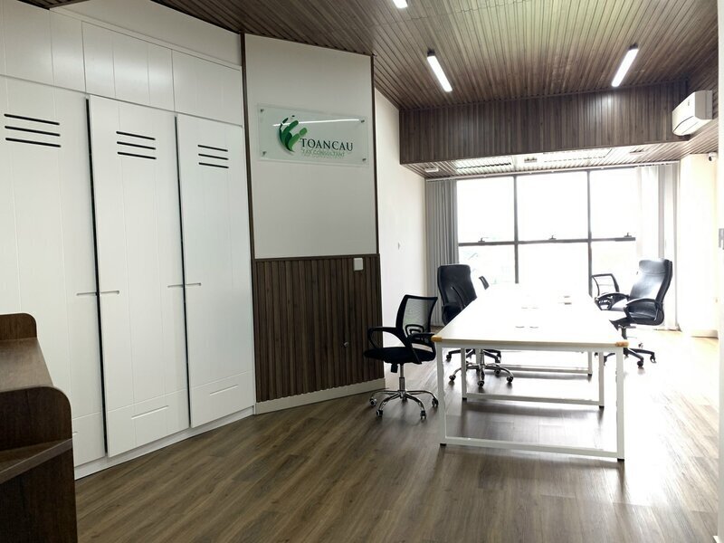 Văn Phòng Officetel The Sun Avenue Cho Thuê 13 Triệu/Tháng Có Bàn Ghế Làm Việc