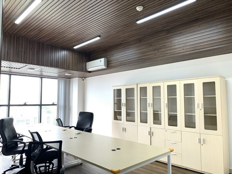 Văn Phòng Officetel The Sun Avenue Cho Thuê 13 Triệu/Tháng Có Bàn Ghế Làm Việc