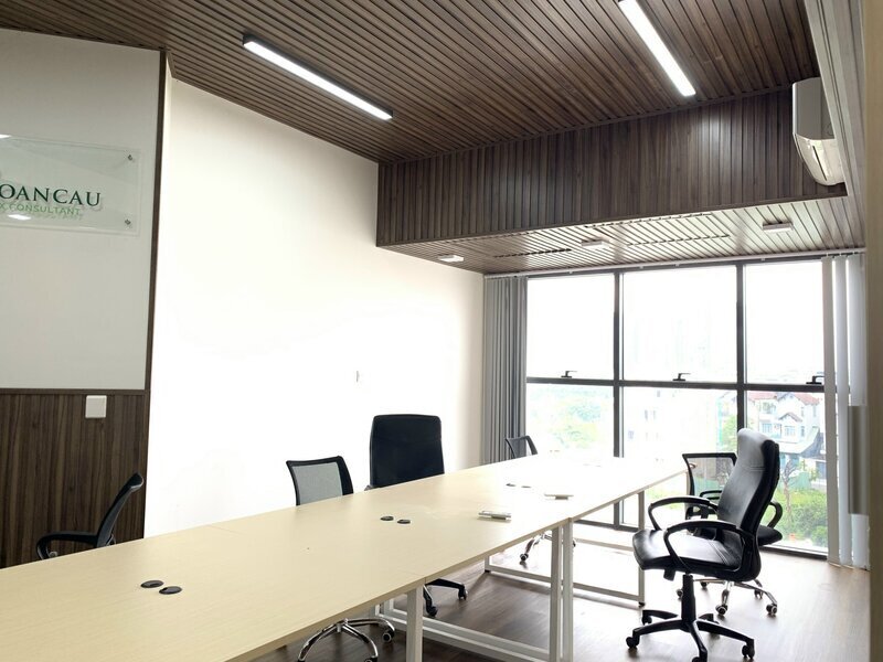 Văn Phòng Officetel The Sun Avenue Cho Thuê 13 Triệu/Tháng Có Bàn Ghế Làm Việc