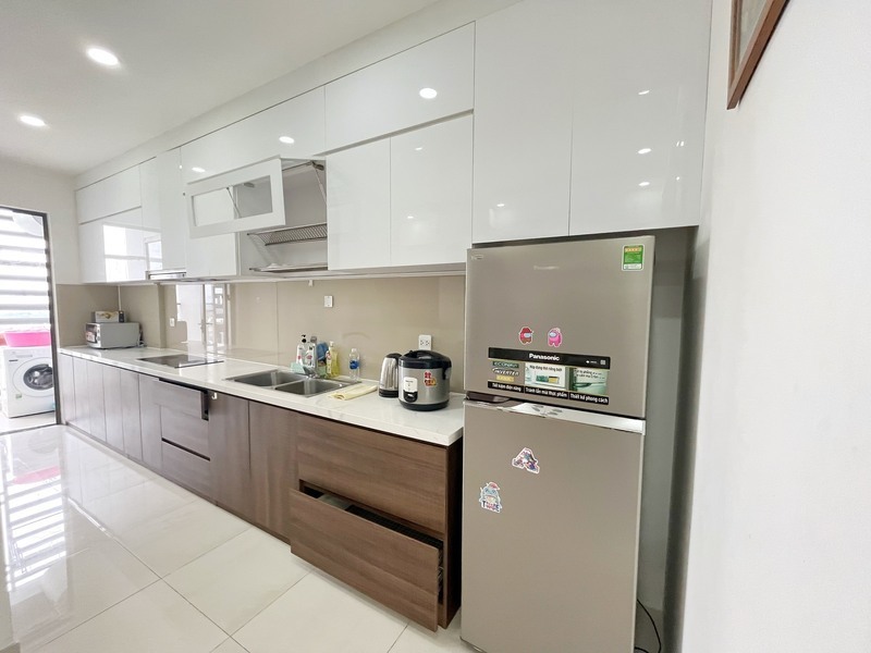 Cho Thuê Chung Cư The Sun Avenue Diện tích lớn 105m2 Giá 20 Triệu Full Nội Thất Đẹp