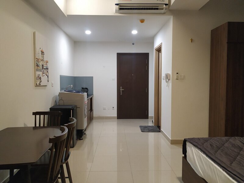 Cho Thuê Studio Full Nội Thất 38m2 The Sun Avenue Giá 11 Bao Phí Quản Lý - Có Ban Công