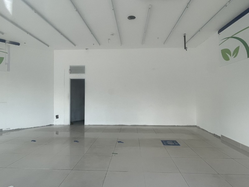 Cho Thuê Shophouse The Sun Avenue giá Chỉ 35 Triệu - 65m2 Hoàn Thiện Cơ Bản - Có WC riêng