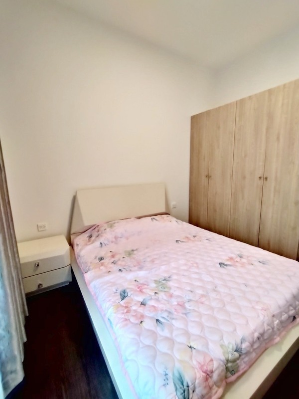 Cho Thuê Căn Hộ 3 Phòng Ngủ - 2WC Full Nội Thất Đẹp - View ngắm Landmark 81