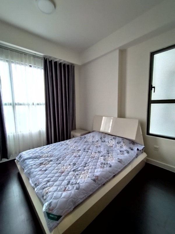 Cho Thuê Căn Hộ 3 Phòng Ngủ - 2WC Full Nội Thất Đẹp - View ngắm Landmark 81