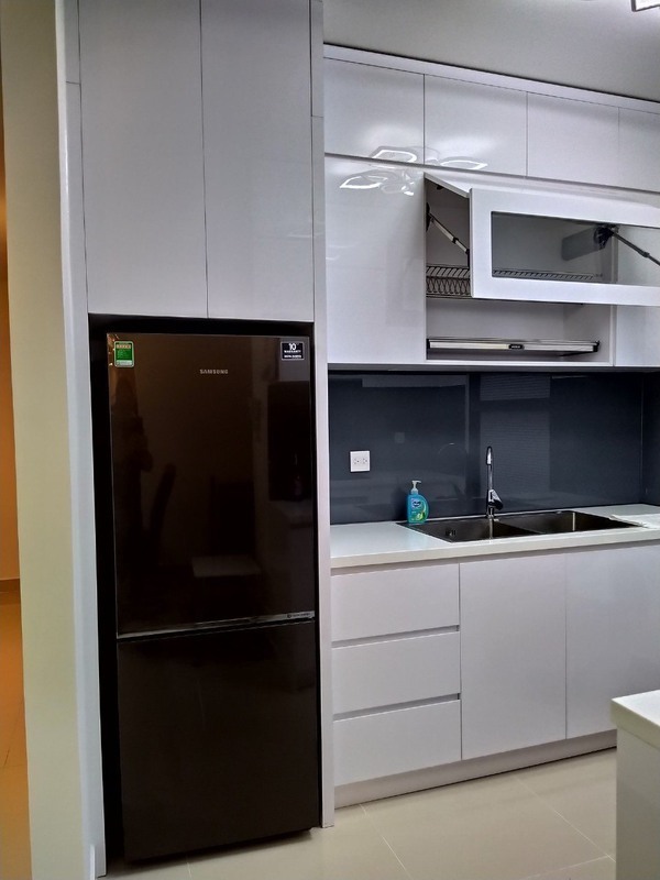 Cho Thuê Căn Hộ 3 Phòng Ngủ - 2WC Full Nội Thất Đẹp - View ngắm Landmark 81