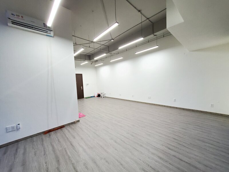 Chuyển Nhượng Văn Phòng The Sun Avenue 4.350 Tỷ 51m2 Căn Góc Nội Thất Cơ Bản View Đẹp