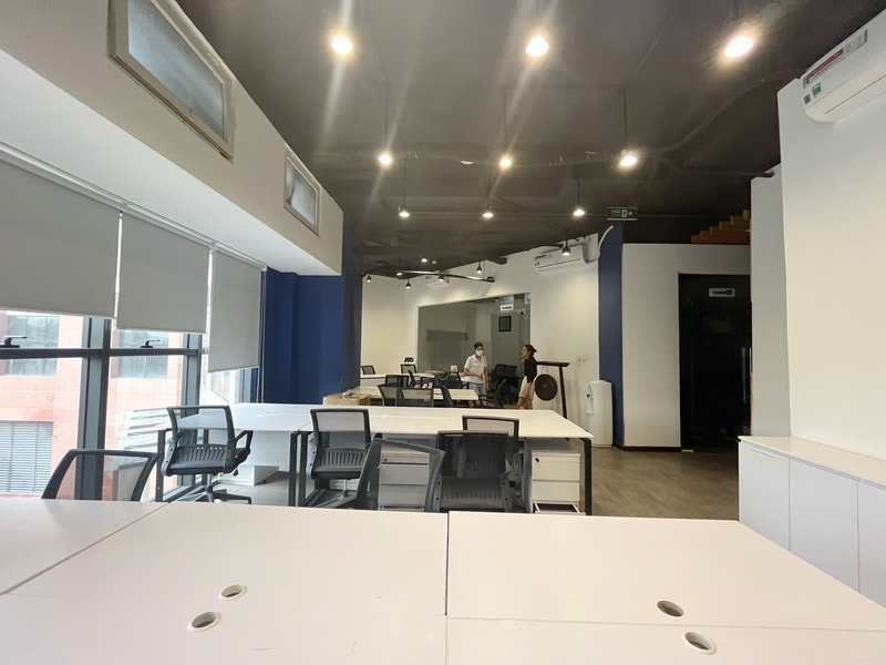 Cho Thuê Văn Phòng The Sun Avenue 80m2 Giá 26 Triệu Full Nội Thất Văn Phòng