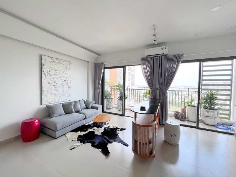 Cho Thuê Căn hộ 1 Phòng ngủ diện tích lớn nhất The Sun Avenue 75m2 - Nội thất hiện đại