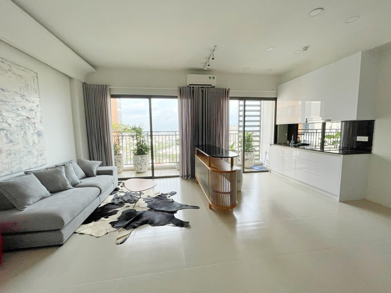 Cho Thuê Căn hộ 1 Phòng ngủ diện tích lớn nhất The Sun Avenue 75m2 - Nội thất hiện đại