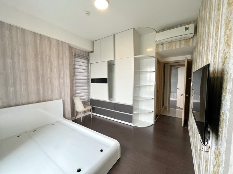 Cho Thuê The Sun Avenue 3 Phòng Ngủ Giá 19 Triệu - 90m2 Nội Thất Dính Tường