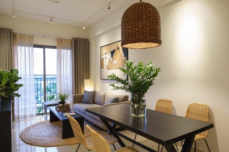 Cho Thuê 2 Phòng Ngủ - 2WC The Sun Avenue Nội Thất Đẹp Giá 17 Triệu - Ban Công Dài