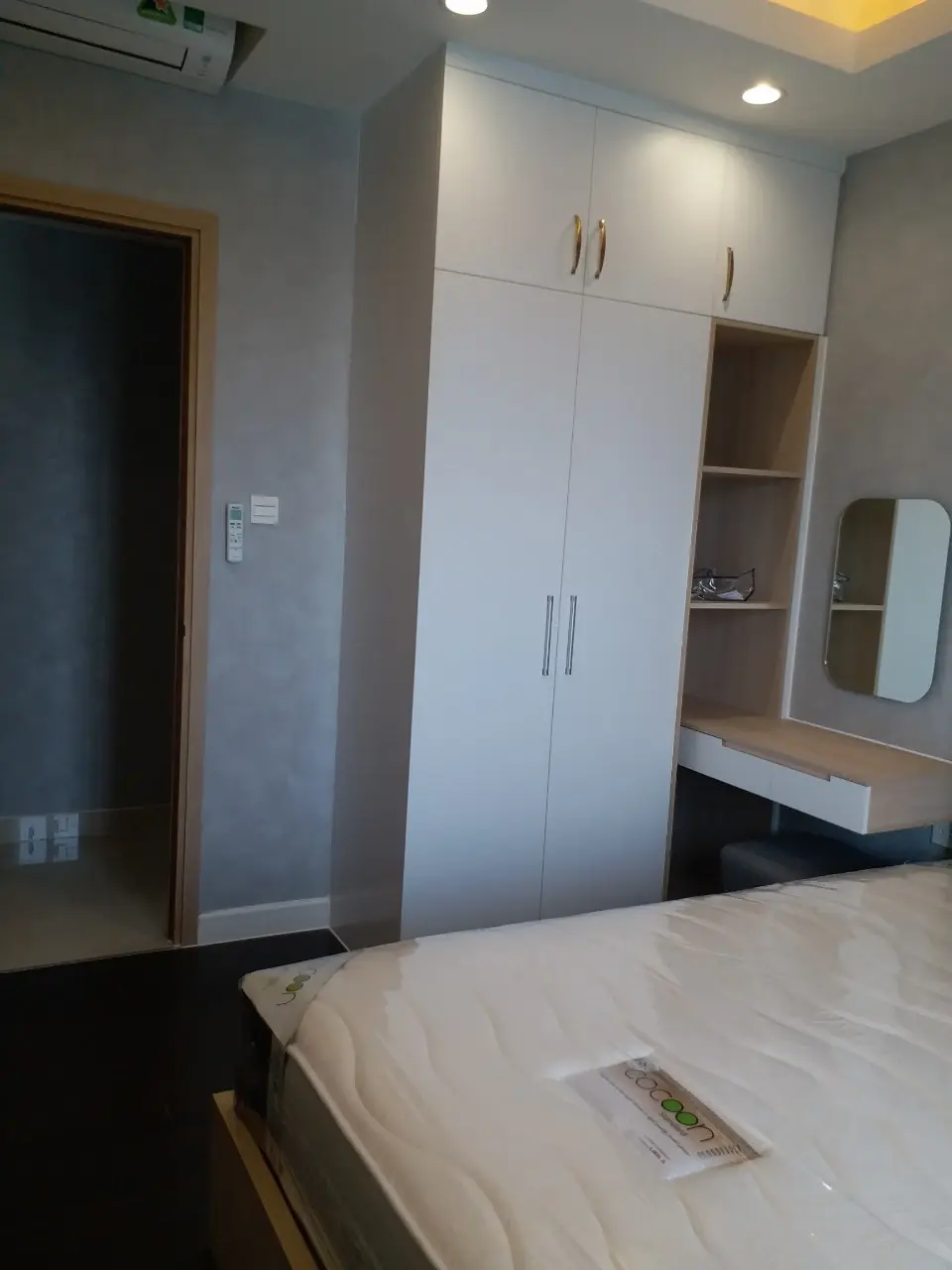 Cho Thuê Căn Hộ 3 Phòng Ngủ The Sun Avenue Giá 23Triệu Bao Phí Quản Lý - 86m2