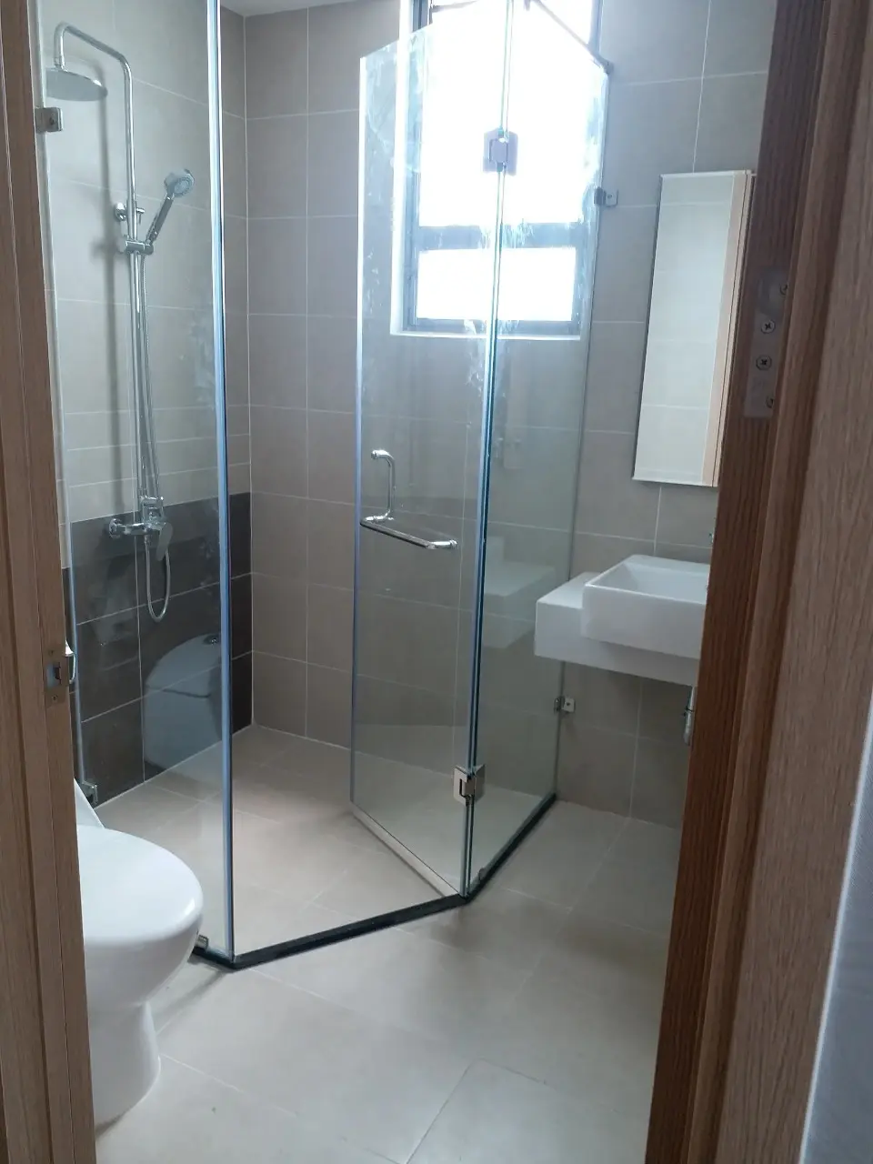 Cho Thuê Căn Hộ 3 Phòng Ngủ The Sun Avenue Giá 23Triệu Bao Phí Quản Lý - 86m2