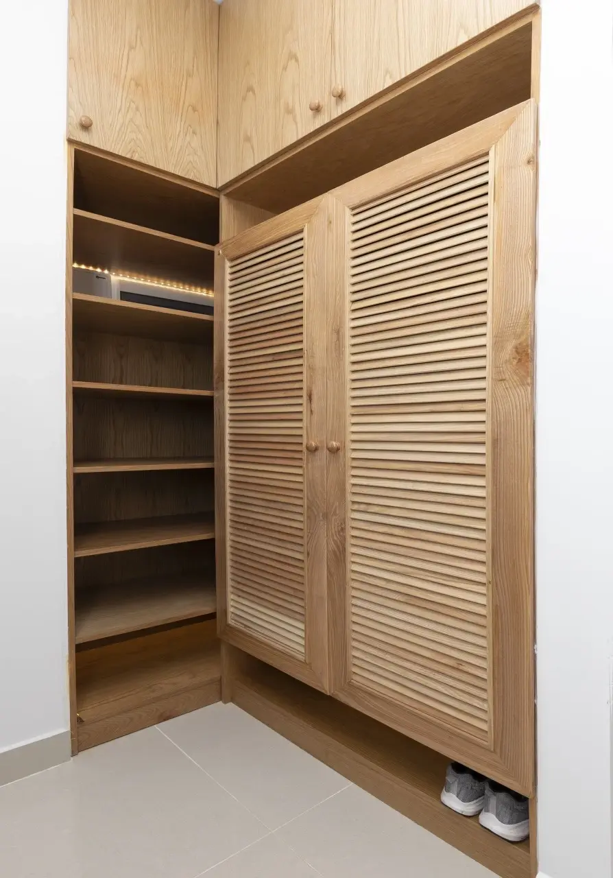 Cho Thuê Căn Hộ 3 Phòng Ngủ Nội Thất Cơ Bản - The Sun Avenue - 105m2