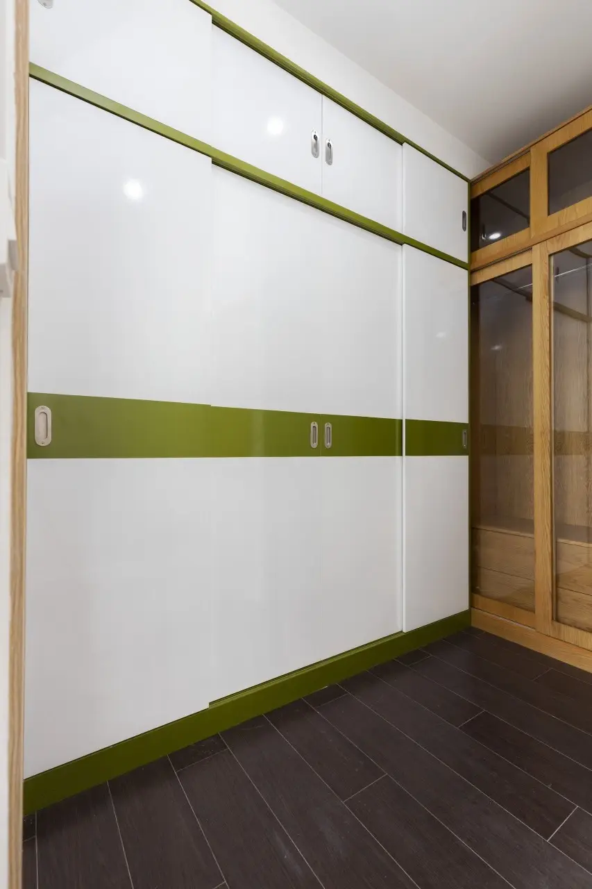 Cho Thuê Căn Hộ 3 Phòng Ngủ Nội Thất Cơ Bản - The Sun Avenue - 105m2