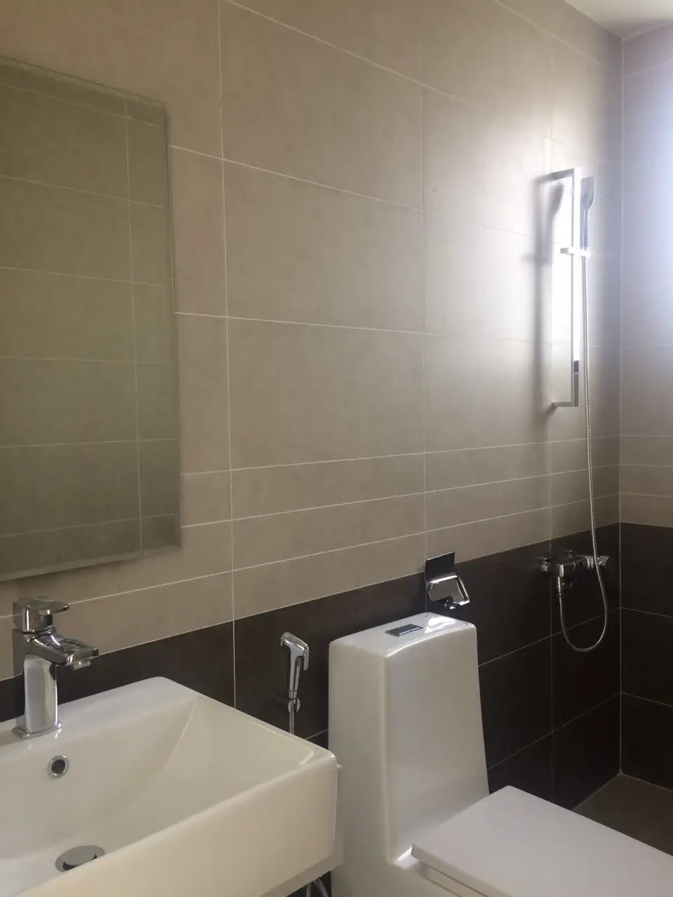 Cho Thuê Officetel The Sun Avenue Nội Thất Cơ Bản Giá 10 Triệu 39m2