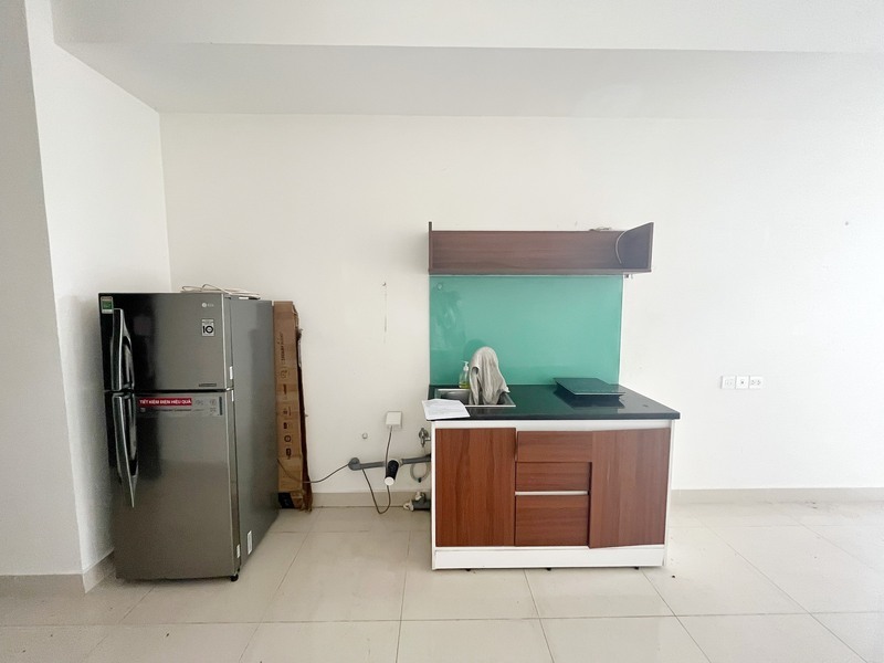 Văn Phòng The Sun Avenue Cho Thuê 9 Triệu 38m2 Nội Thất Cơ Bản Có Bếp