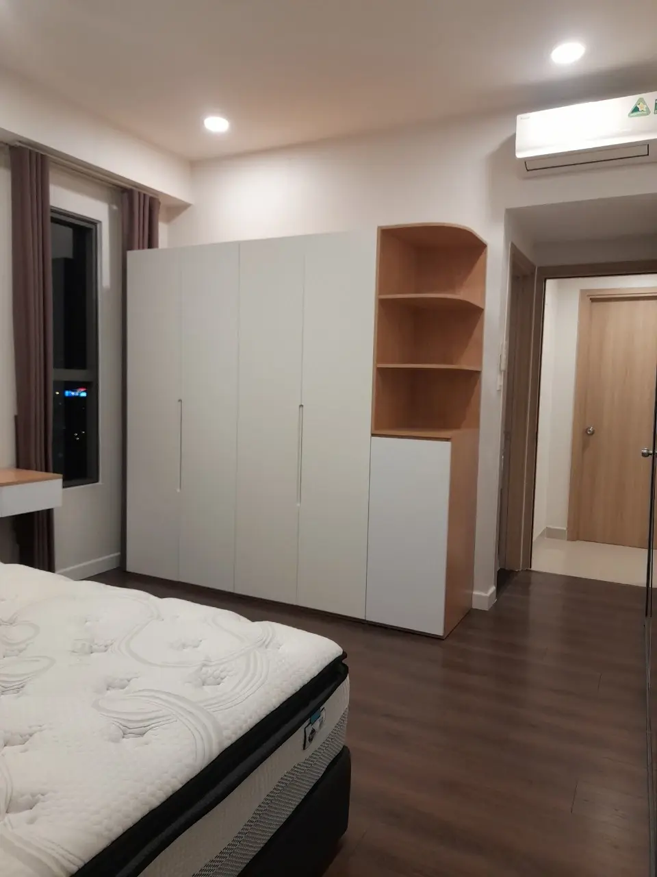 Cho Thuê Căn Hộ The Sun Avenue 20 Triệu/Tháng 96m2 Đầy Đủ Nội Thất