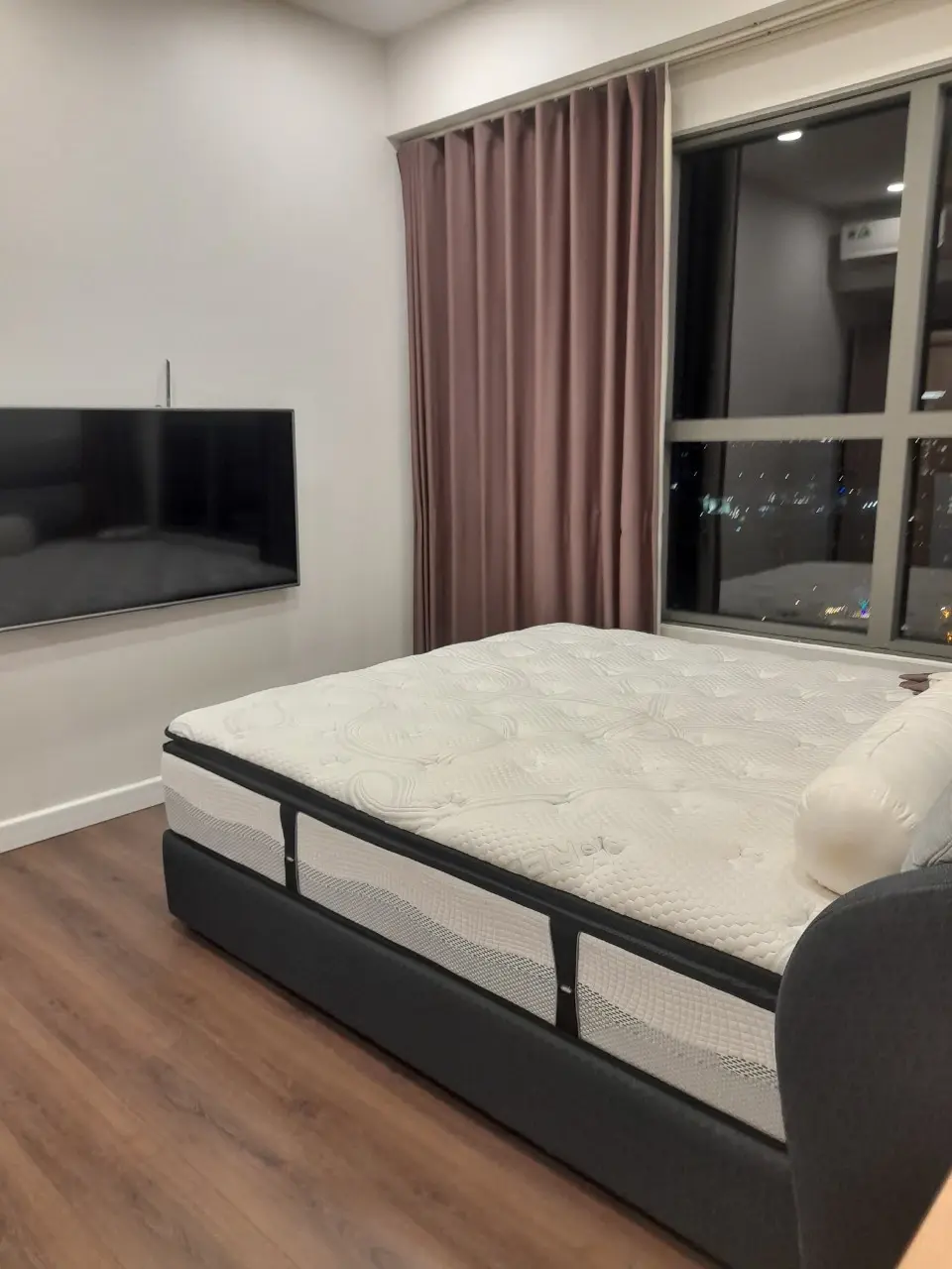 Cho Thuê Căn Hộ The Sun Avenue 20 Triệu/Tháng 96m2 Đầy Đủ Nội Thất