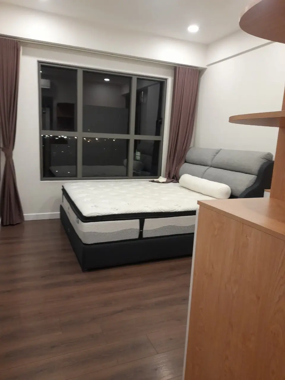 Cho Thuê Căn Hộ The Sun Avenue 20 Triệu/Tháng 96m2 Đầy Đủ Nội Thất