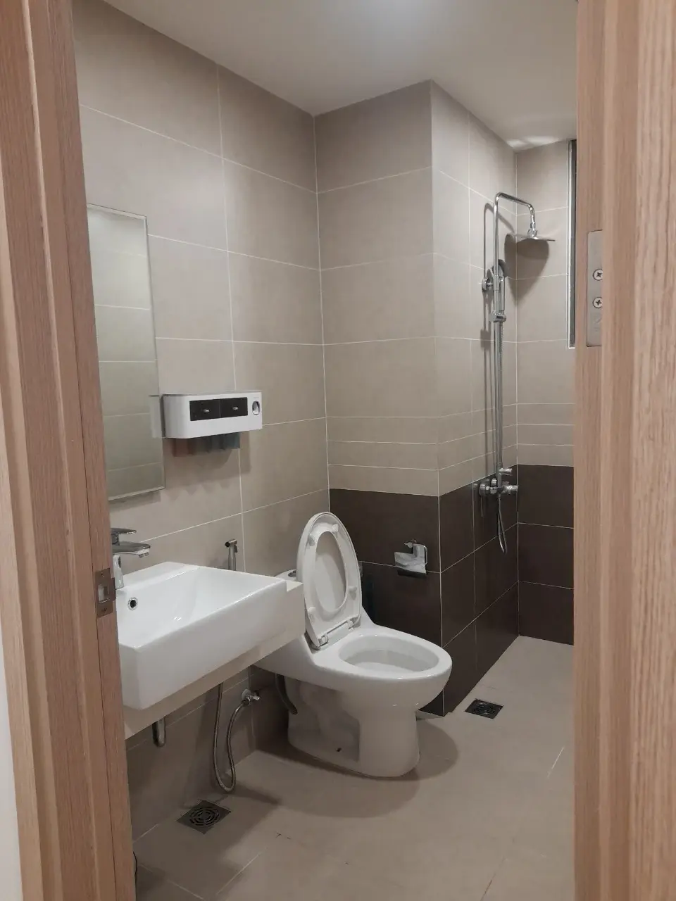 Cho Thuê Căn Hộ The Sun Avenue 20 Triệu/Tháng 96m2 Đầy Đủ Nội Thất