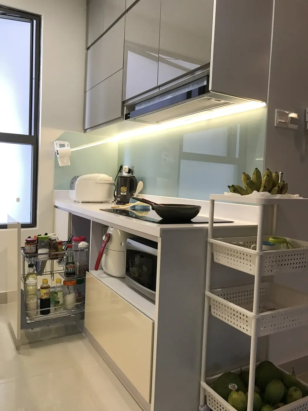 Cho Thuê The Sun Avenue 21 Triệu Bao Phí Quản Lý - Diện Tích 96m2 - View Đón Gió Thoáng Mát