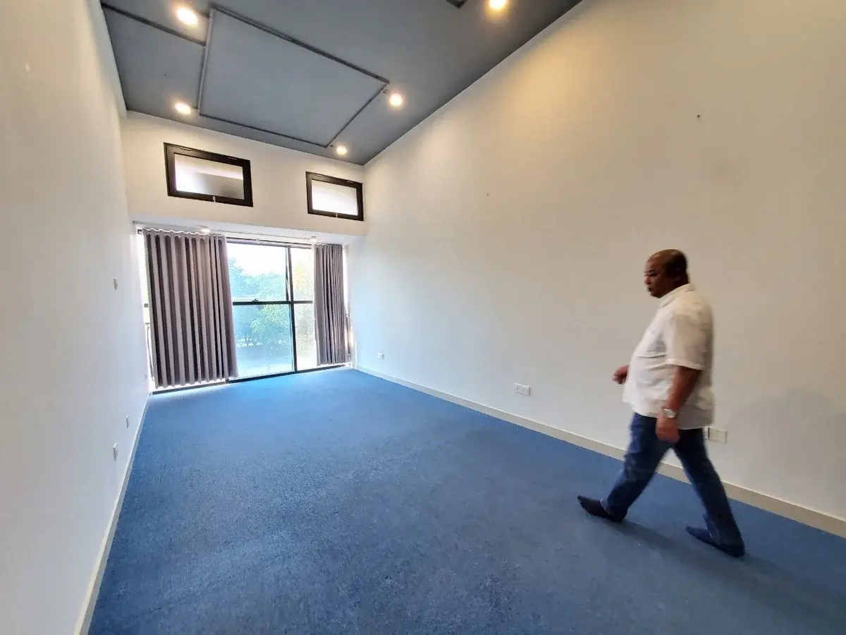 Officetel The Sun Avenue Nội Thất Cơ Bản Có Bếp 12 Triệu - 35m2 Layout Vuông Vức