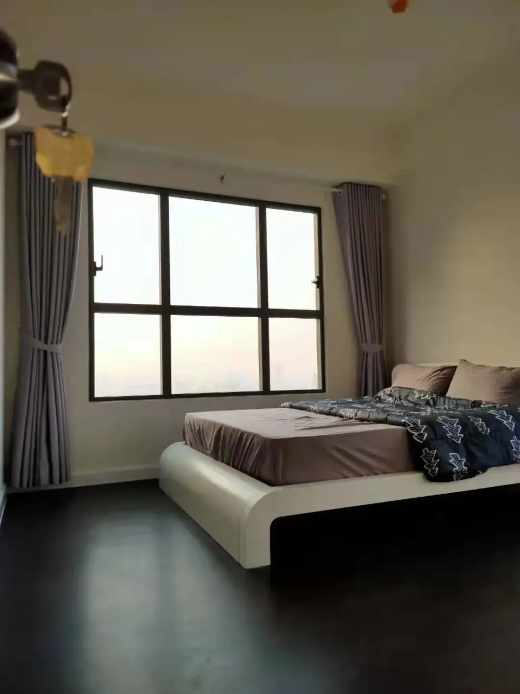 Cho thuê The Sun Avenue Căn Hộ 3 Phòng Ngủ 89m2 - Giá Rẻ 19 Triệu - Ban Công Dài