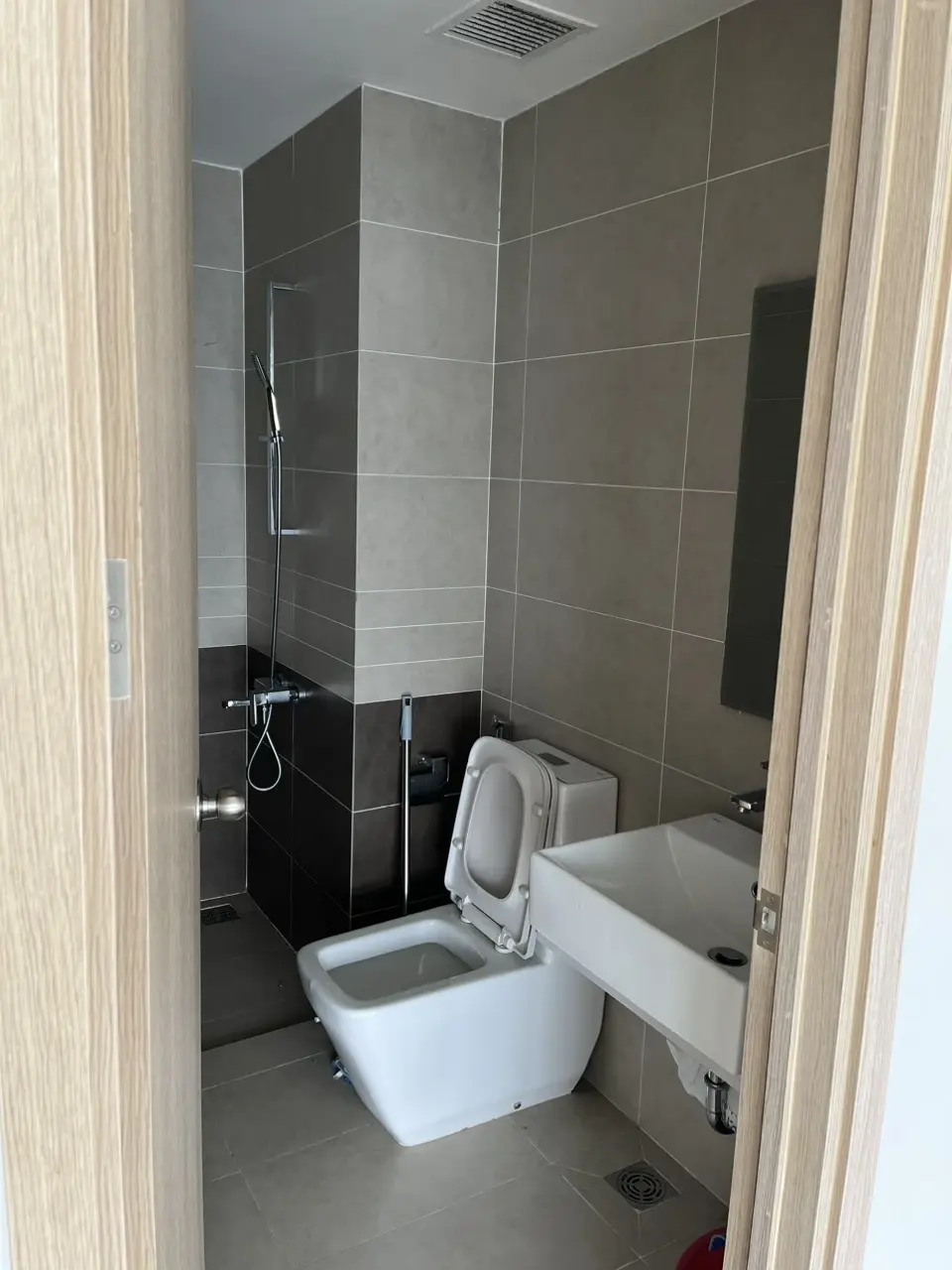 Văn Phòng The Sun Avenue Cho Thuê Giá 9 Triệu/ Tháng Bao Phí 40m2