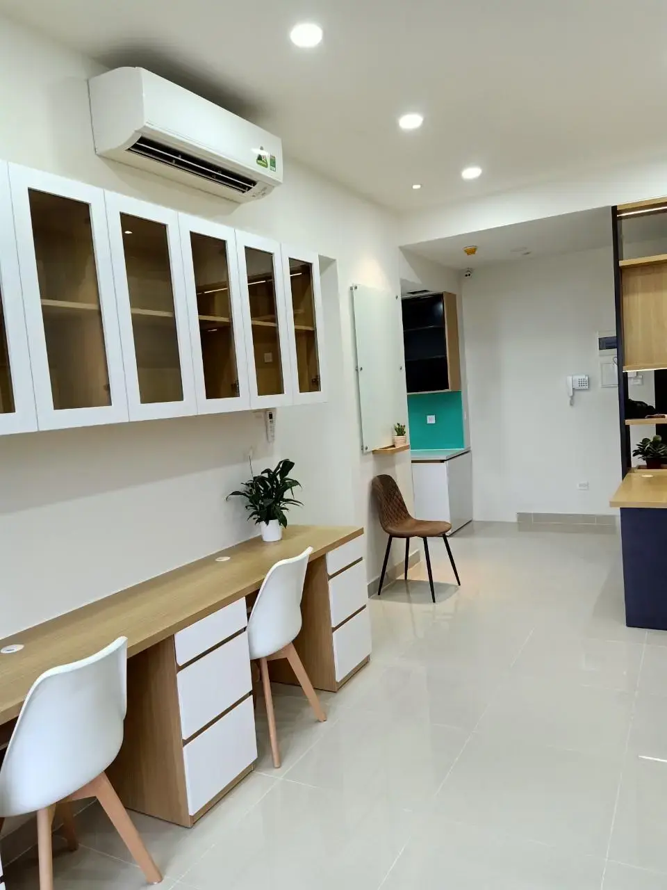 Bán Officetel The Sun Avenue 3,9 Tỷ – 51m2 - Thiết Kế Sẵn Bàn Ghế