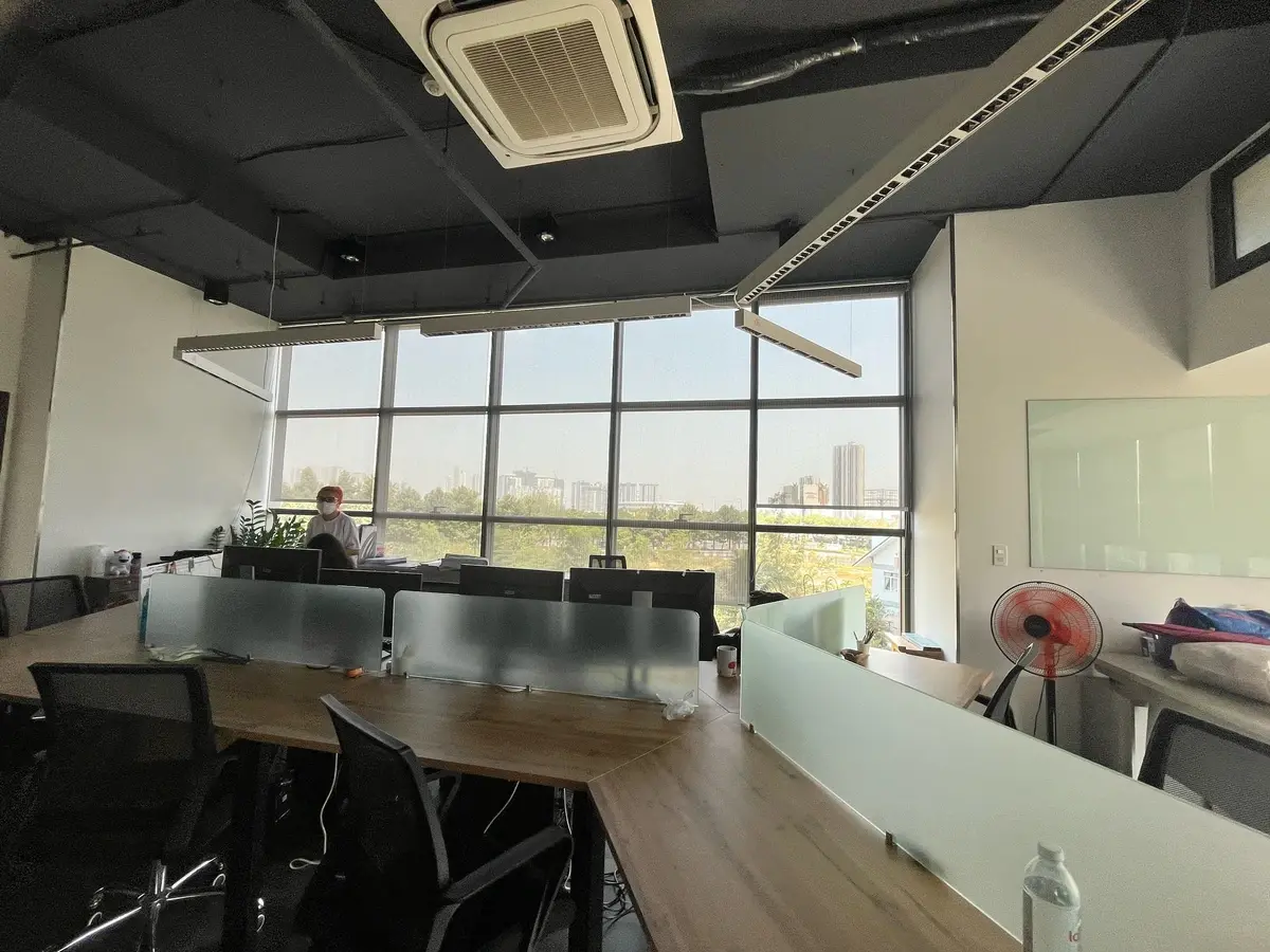 Cho Thuê Văn Phòng The Sun Avenue 90m2 Giá 25 Triệu Full Nội Thất Văn Phòng