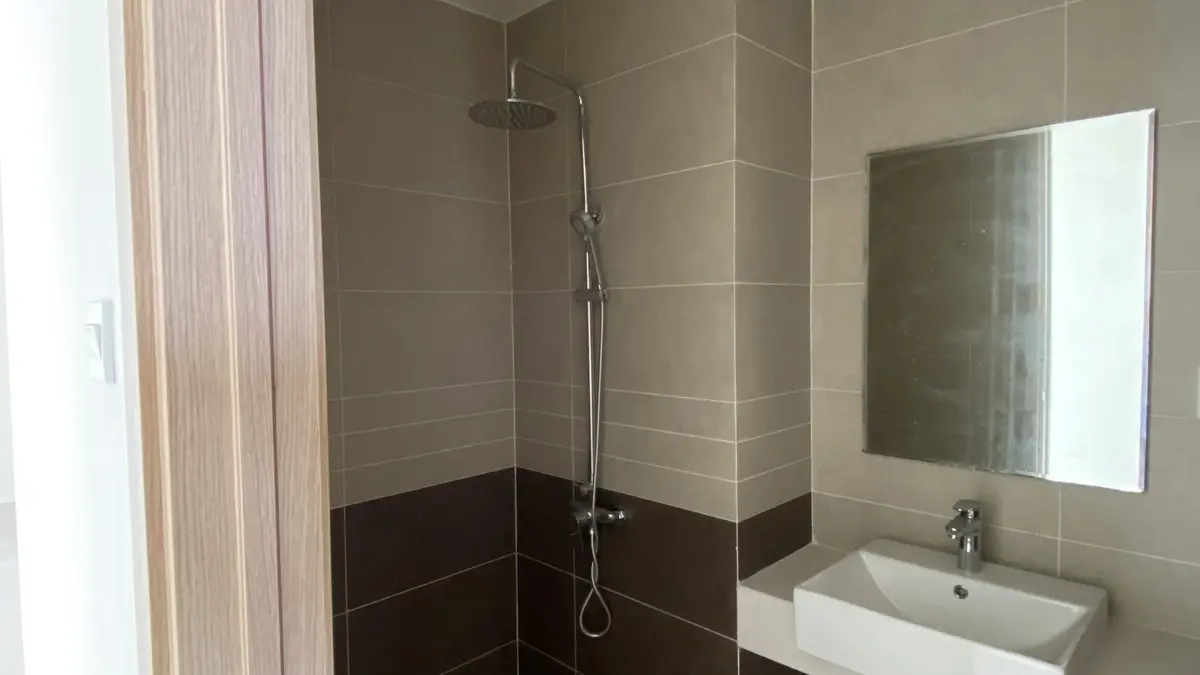 Cho Thuê Căn hộ 3 Phòng Ngủ - 2WC The Sun Avenue 109m2 - Hoàn Thiện Cơ Bản