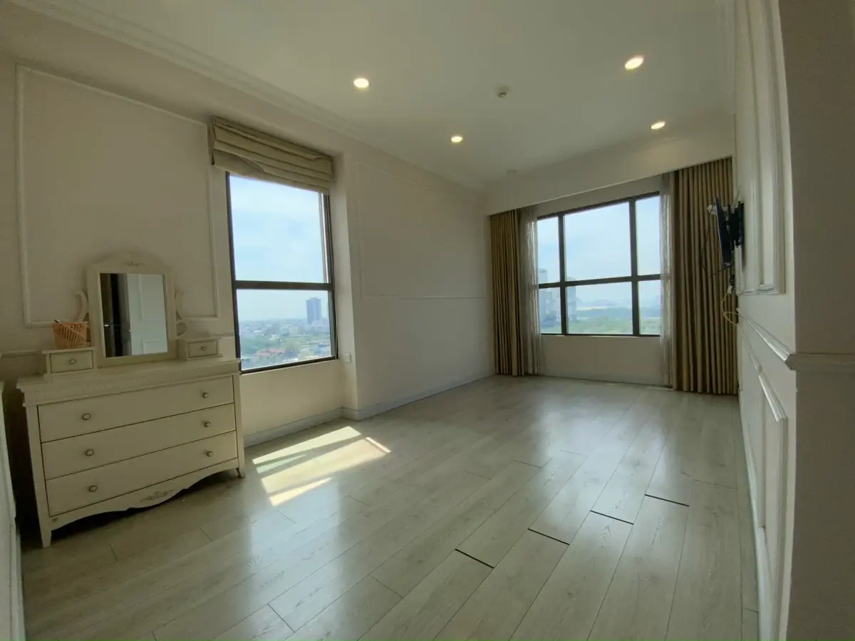 Cho Thuê Căn Hộ The Sun Avenue Giá 22 Triệu - Diện tích lớn 109m2 Full Nội Thất Đẹp