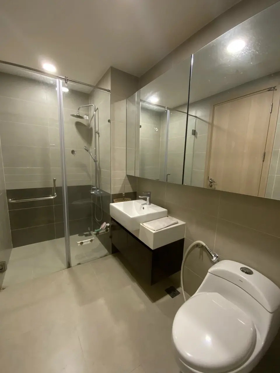 Cho Thuê Căn Hộ The Sun Avenue Giá 22 Triệu - Diện tích lớn 109m2 Full Nội Thất Đẹp