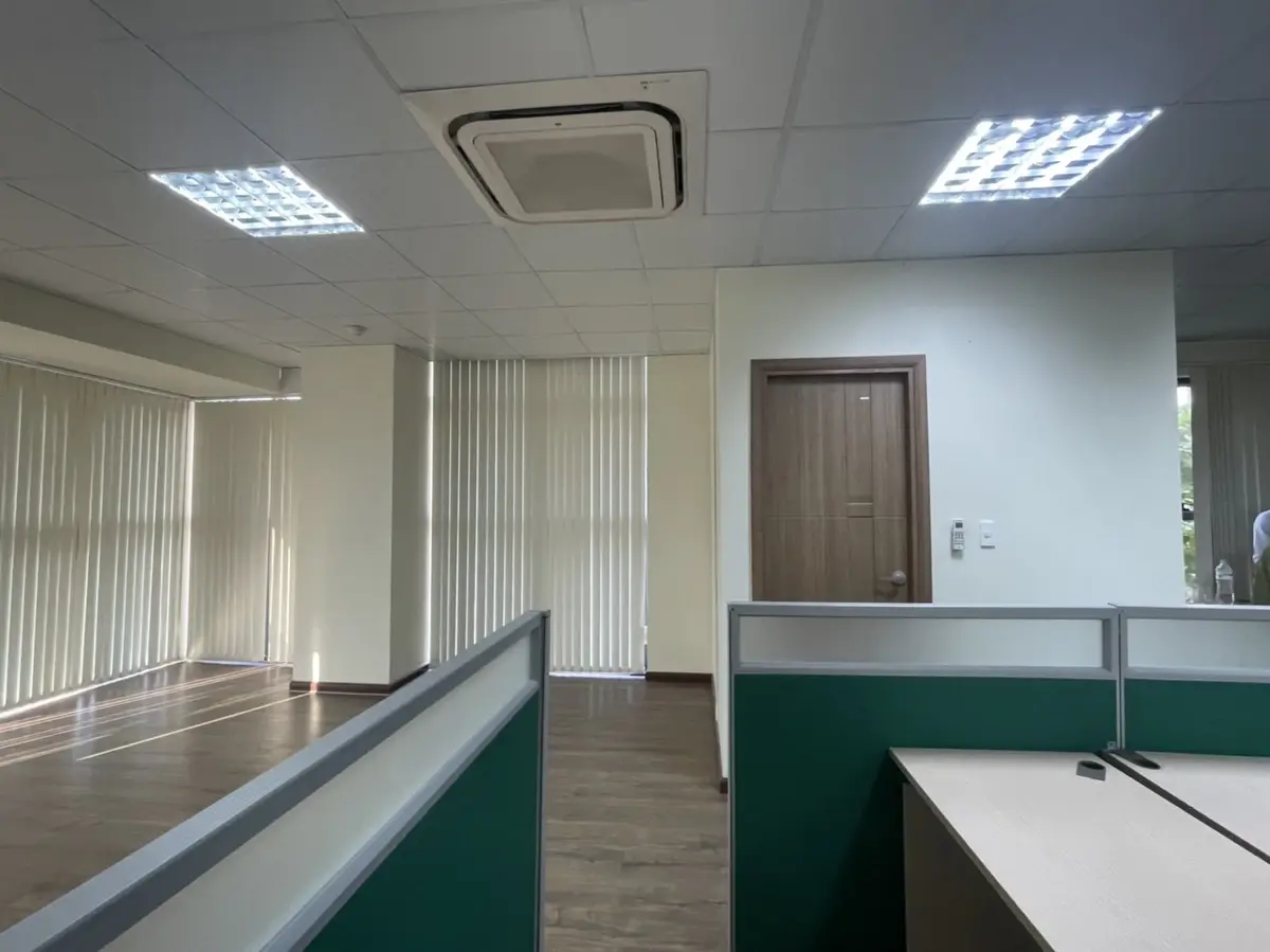 Cho Thuê Văn Phòng The Sun Avenue 16 Triệu Diện Tích Lớn 60m2 Nội Thất Văn Phòng