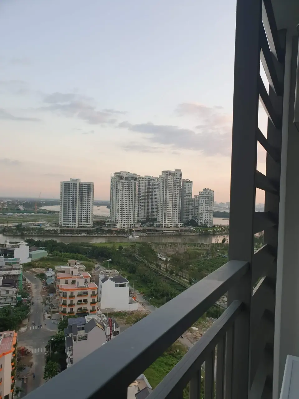 Bán Căn Hộ The Sun Avenue 2 Phòng Ngủ - 1 WC Full Nội Thất Đầy Đủ