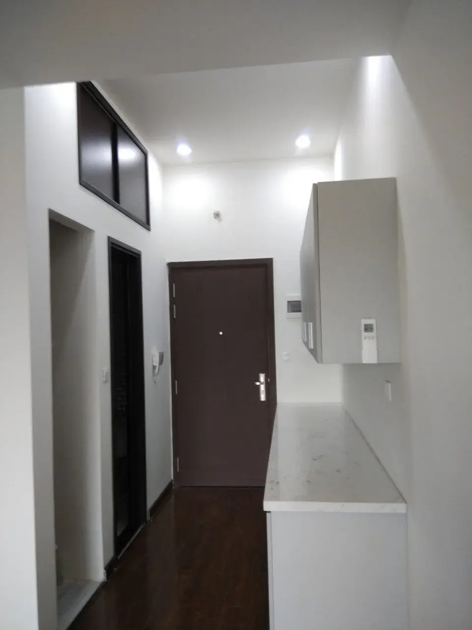 Cho Thuê Văn Phòng The Sun Avenue Nội Thất Đầy Đủ Giá 9,5tr/tháng