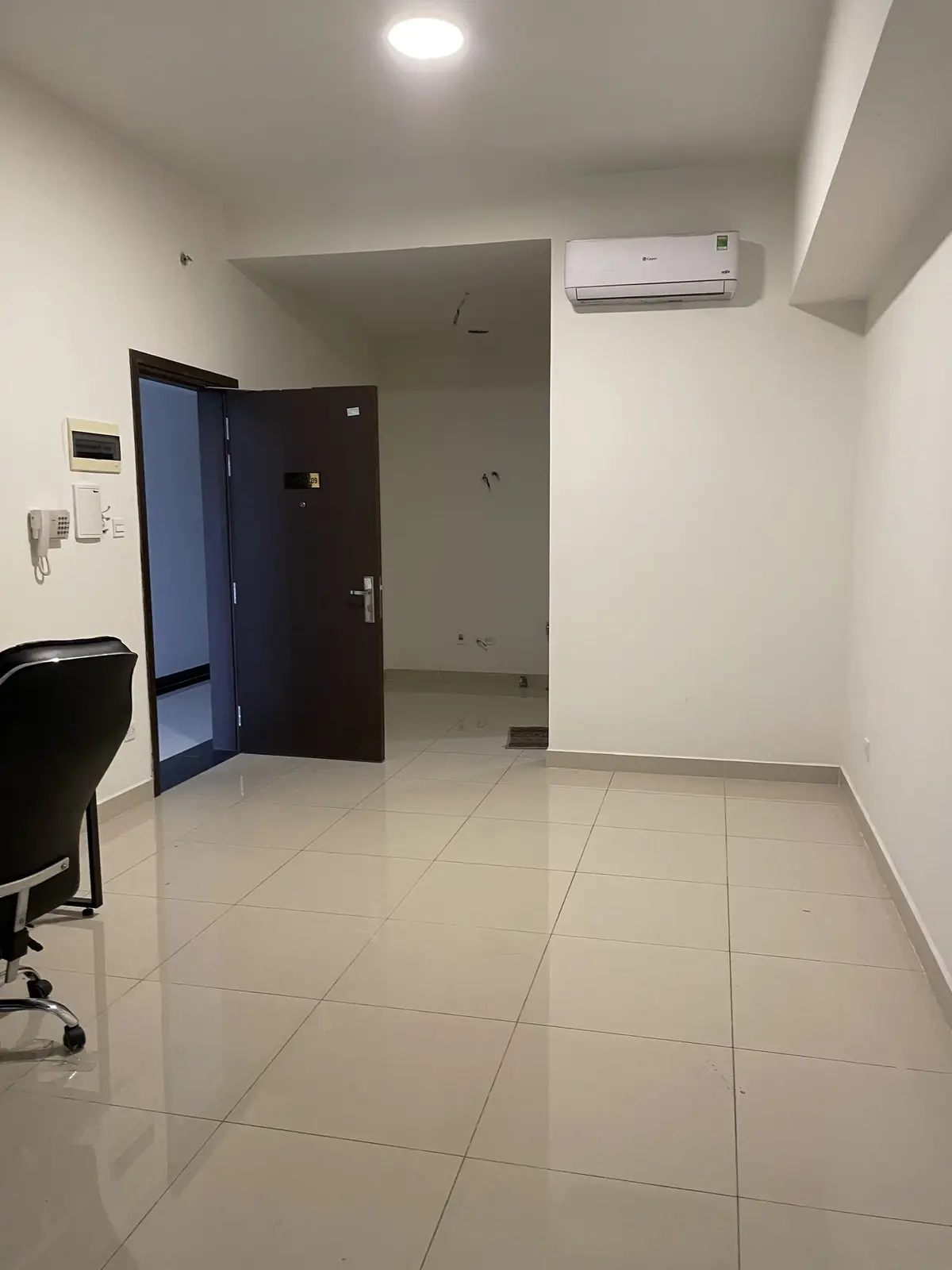 Cho Thuê Văn Phòng The Sun Avenue Giá Chỉ 8 Triệu/Tháng Nội Thất Cơ Bản - 34m2