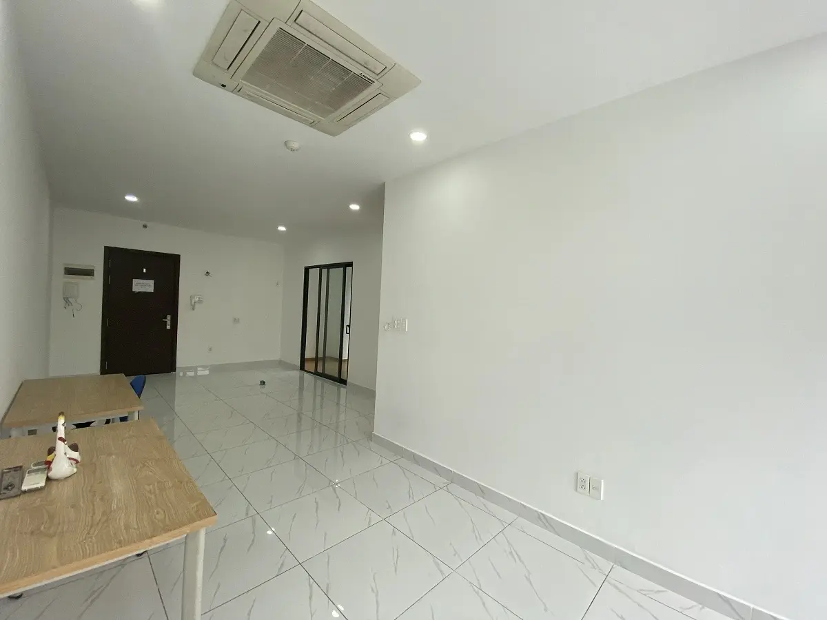 Cho Thuê Officetel The Sun Avenue 60m2 Có Phòng Riêng Có Khoảng Sân Bên Ngoài
