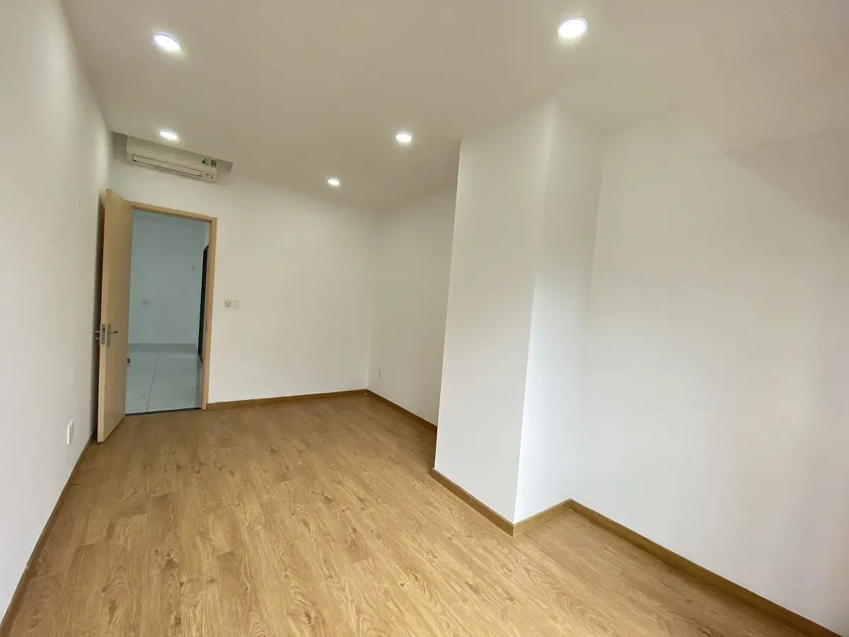 Cho Thuê Officetel The Sun Avenue 60m2 Có Phòng Riêng Có Khoảng Sân Bên Ngoài