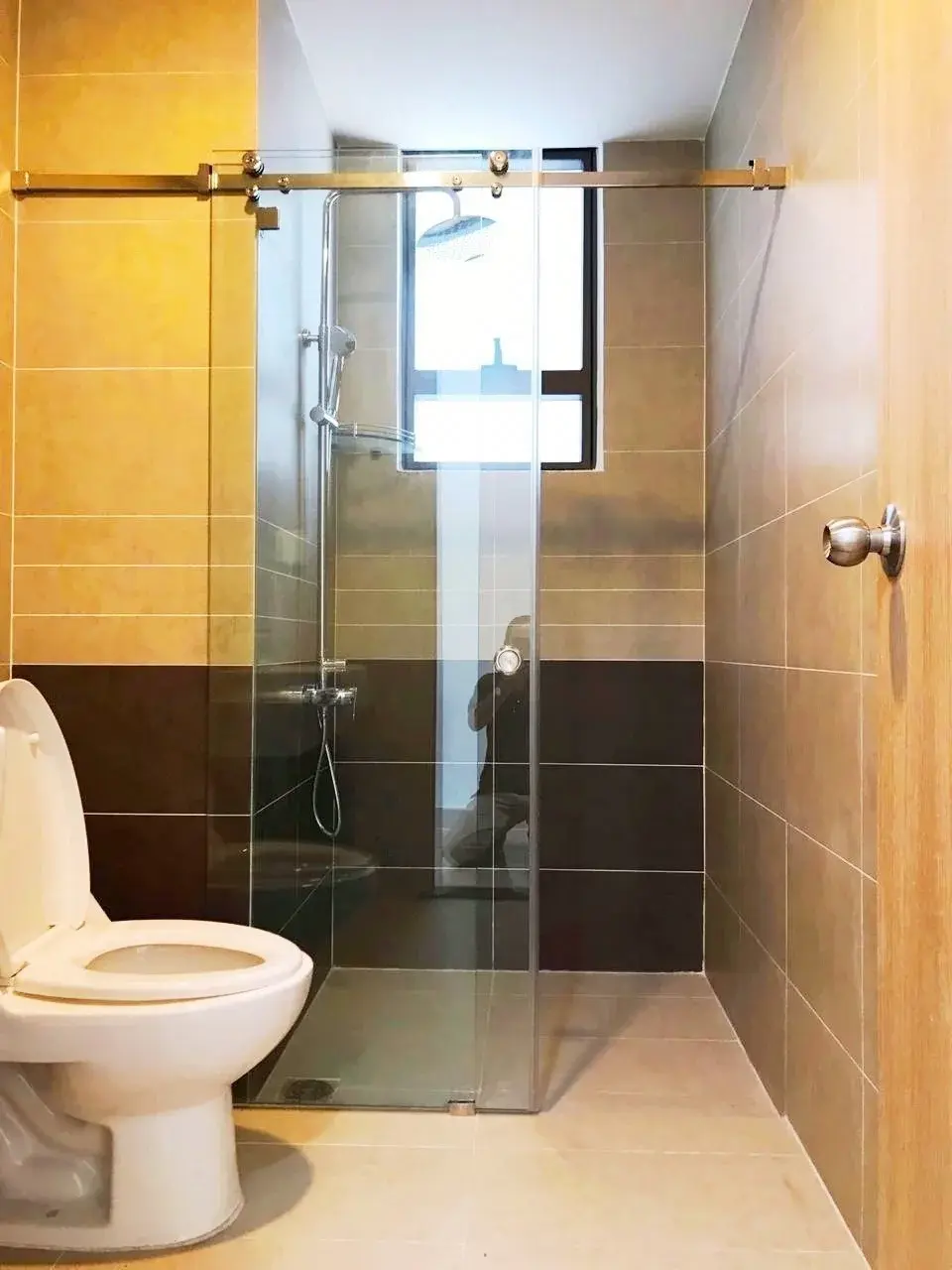 Cho Thuê Căn Hộ The SUn Avenue 3 Phòng Ngủ Nội Thất Cơ bản Giá 17tr/tháng