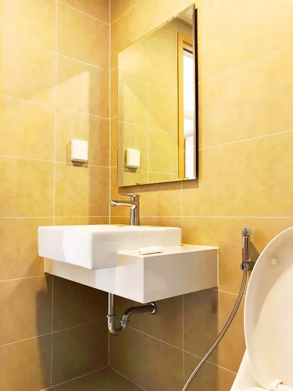 Cho Thuê Căn Hộ The SUn Avenue 3 Phòng Ngủ Nội Thất Cơ bản Giá 17tr/tháng