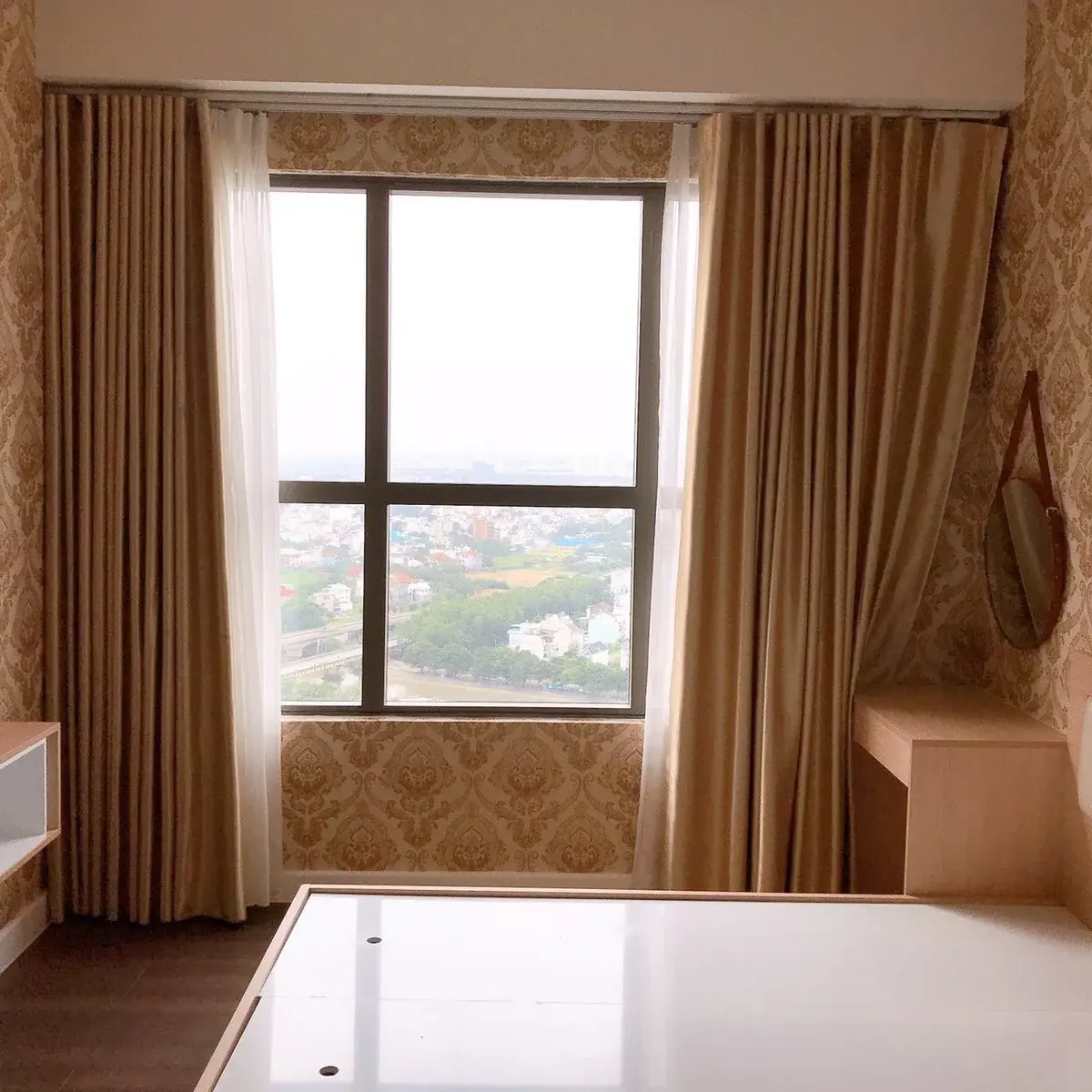 Cho Thuê Căn Hộ 2 Phòng Ngủ Ngay Tháp Trung Tâm Với Đầy Đủ Nội Thất Giá 17tr Bao Phí